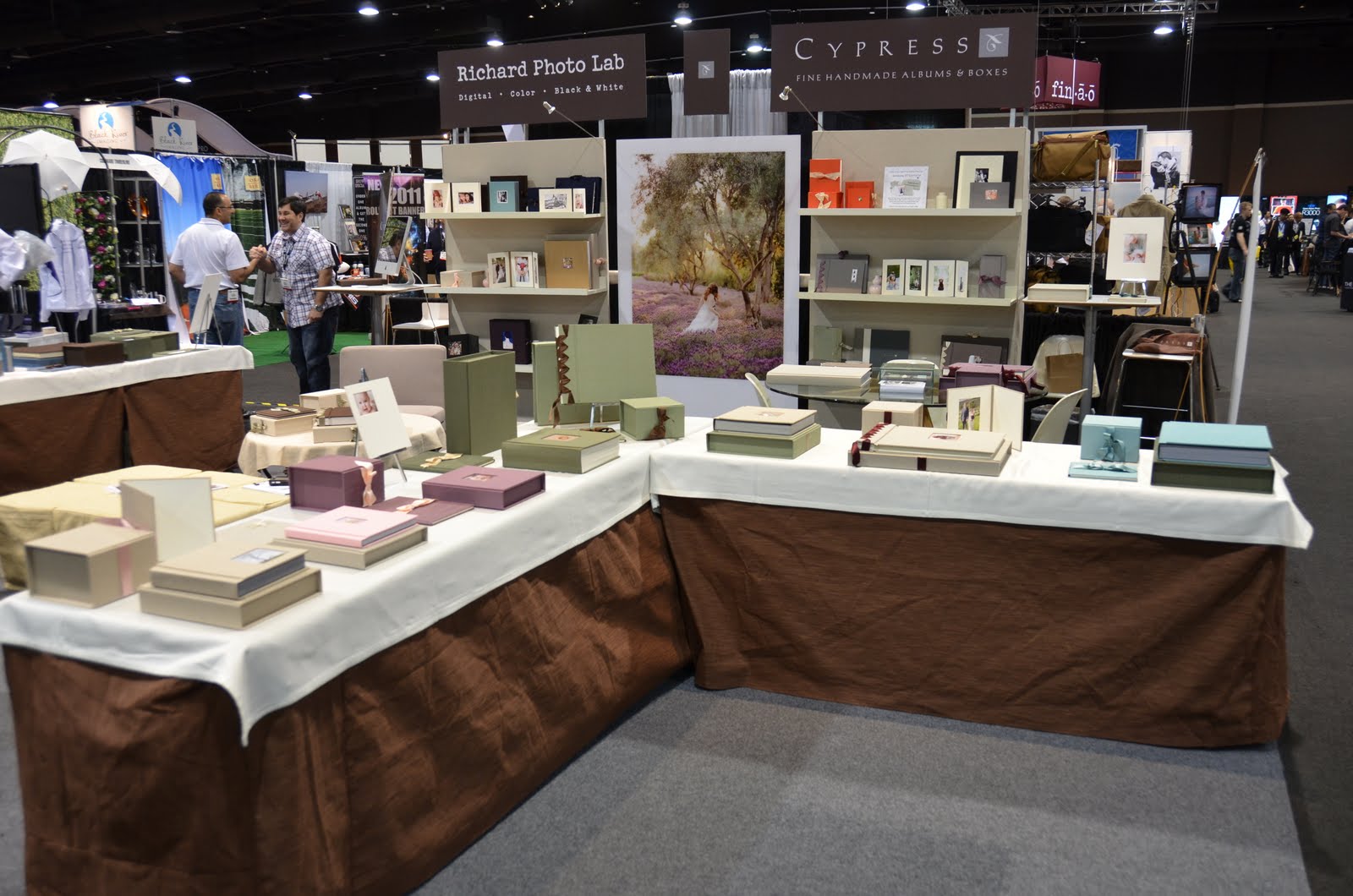 Carly McCray Photography wedding in Vegas, Cypress Albums, featured album, featured photographer for Cypress Albums