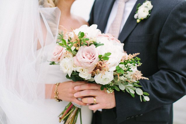 Door County Wedding Photographer Carly McCray Door County WI Barn Wedding Photographers 003