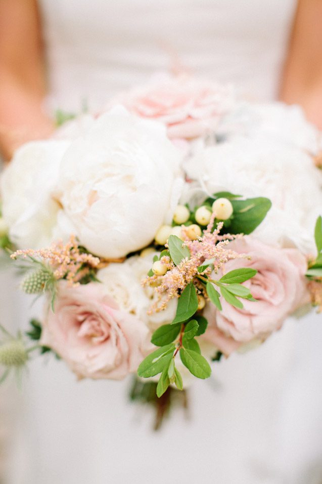 Door County wedding wi flowers bride bouquet film wedding