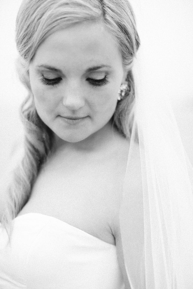 Door County WI wedding bride, door county wedding photography carly mccray, door county wedding photographers