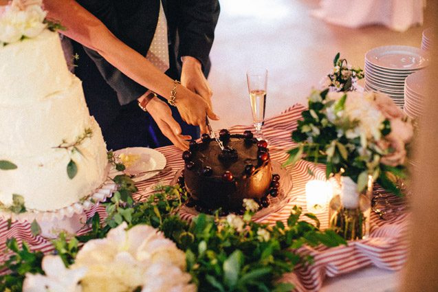 Door County Barn wedding, Woodwalk Gallery wedding, door county wedding photography, woodwalk egg harbor wedding photography, carly mccray photography