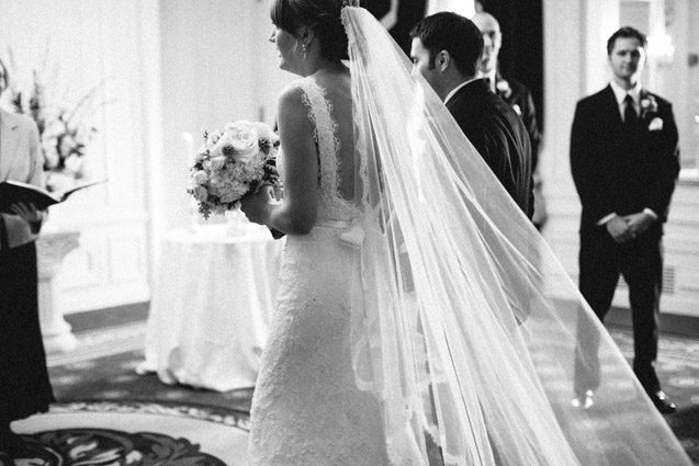 milwaukee wedding photography, historic milwaukee wedding, wisconsin fine art wedding photographer carly mccray, wisconsin wedding photography, romantic milwaukee wedding photography 