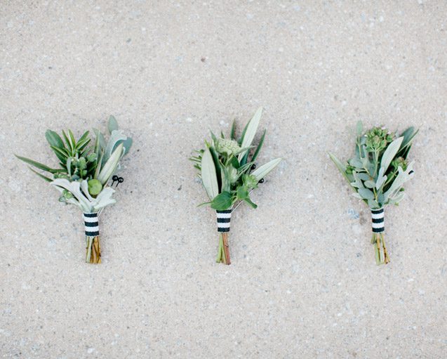 organic boutonniere, organic wedding florals, wisconsin organic wedding, Madison wedding photographer, madison wedding photography, organic modern madison wedding, MMoCA wedding, Art museum wedding photography, wisconsin wedding photographer, Carly McCray Photography