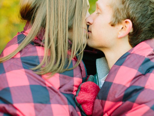 Stevens Point engagement, Wisconsin fall engagement photos, buffalo check blanket, hot cider engagements, snuggly fall engagement photos, Milwaukee engagement photographer, Milwaukee wedding photographer, Carly McCray Photography