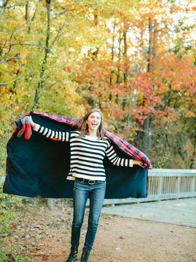 Stevens Point engagement, Wisconsin fall engagement photos, buffalo check blanket, hot cider engagements, snuggly fall engagement photos, Milwaukee engagement photographer, Milwaukee wedding photographer, Carly McCray Photography