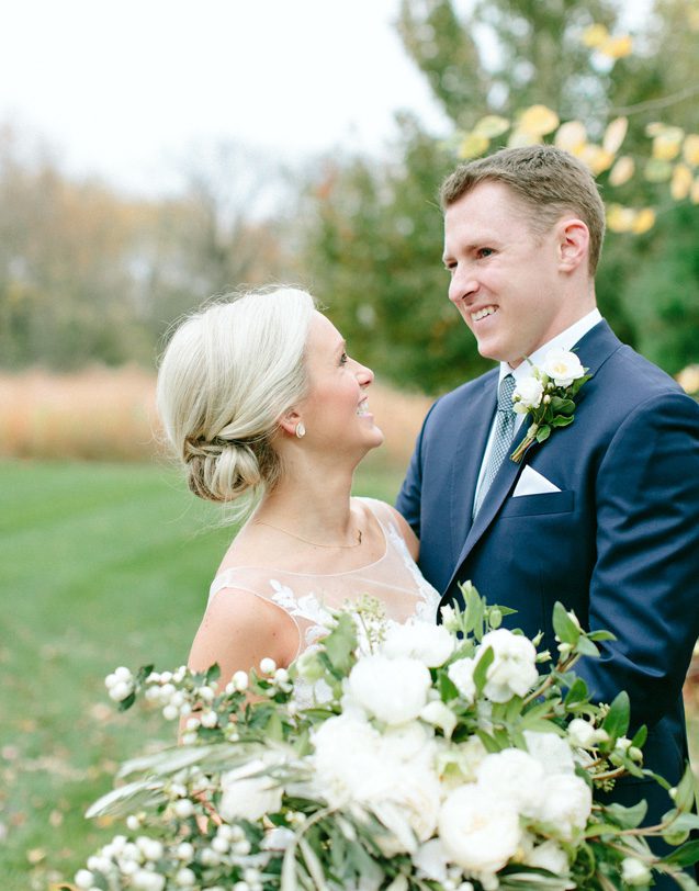 Lake Geneva Wedding Photographer Carly McCray wedding photography organic fall wedding 038