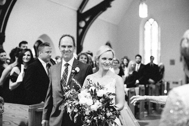 Lake Geneva Wedding Photographer Carly McCray wedding photography organic fall wedding 044