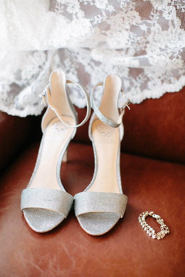 lake geneva wedding photographer, lake geneva wedding photography, wisconsin fine art wedding photographer Carly McCray, winter wedding, lake geneva wedding, blush wedding