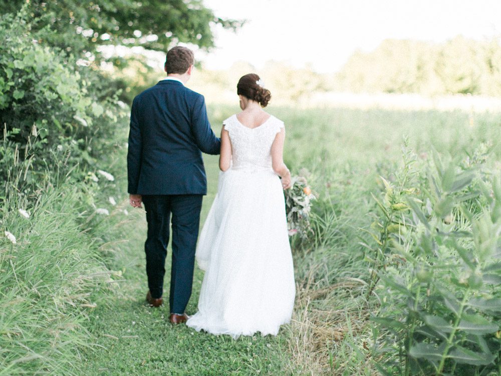 Door county wedding photographers, carly mccray photography, lake geneva wedding photographers, madison wedding photographers, romanic outdoor wedding, film wedding photographers, wisconsin wedding photographers, fine art wisconsin wedding photographers