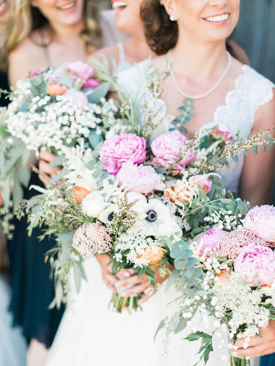 Door county wedding photographers, carly mccray photography, lake geneva wedding photographers, madison wedding photographers, romanic outdoor wedding, film wedding photographers, wisconsin wedding photographers, fine art wisconsin wedding photographers