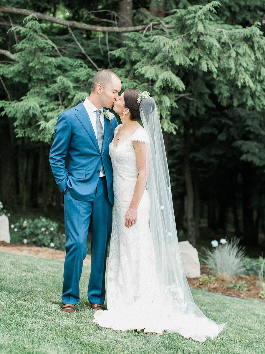 door county wedding photographers, lake geneva wedding photographers, madison wedding photographers, wausau wedding photographers, carly mccray photography, door county bride, door county wedding ceremony