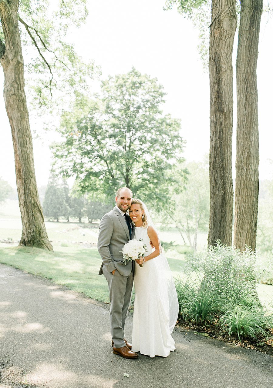 4 lake geneva wedding photographer bigfoot country club wedding photos