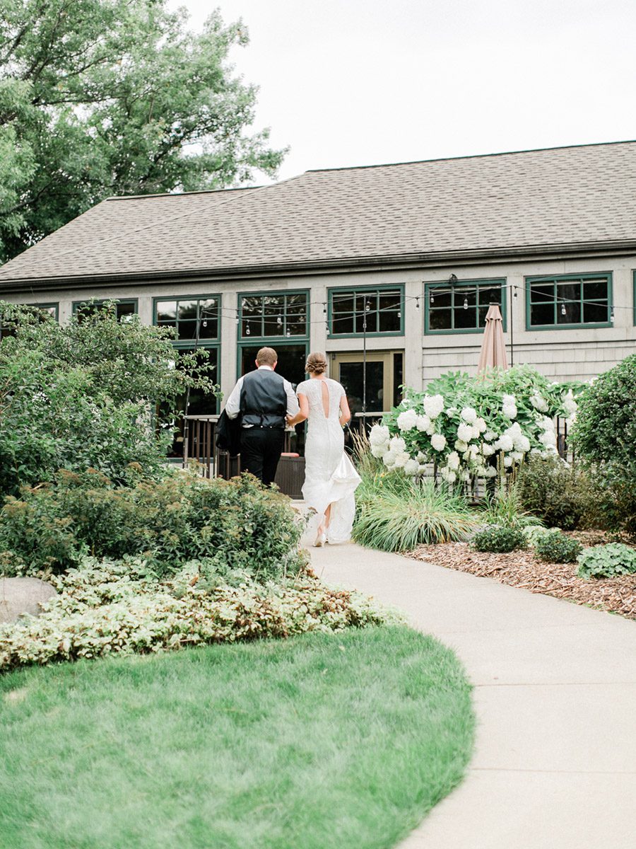 wausau country club wedding, carly mccray photography, stevens point wedding photographer, wisconsin wedding photographers, lake geneva wedding photographer, door county wedding photographer, madison wedding photographers