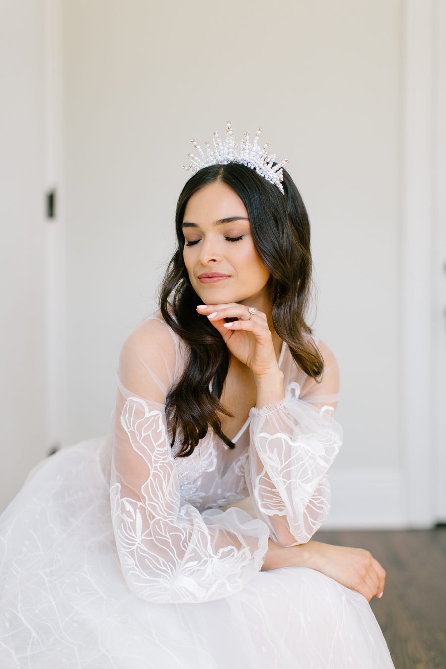 wisconsin bride fine art door county wedding photographers, lake geneva wedding photos, bridal cape and hat, modern bride photography, lake geneva estate wedding, bridal crown, gray wedding dress