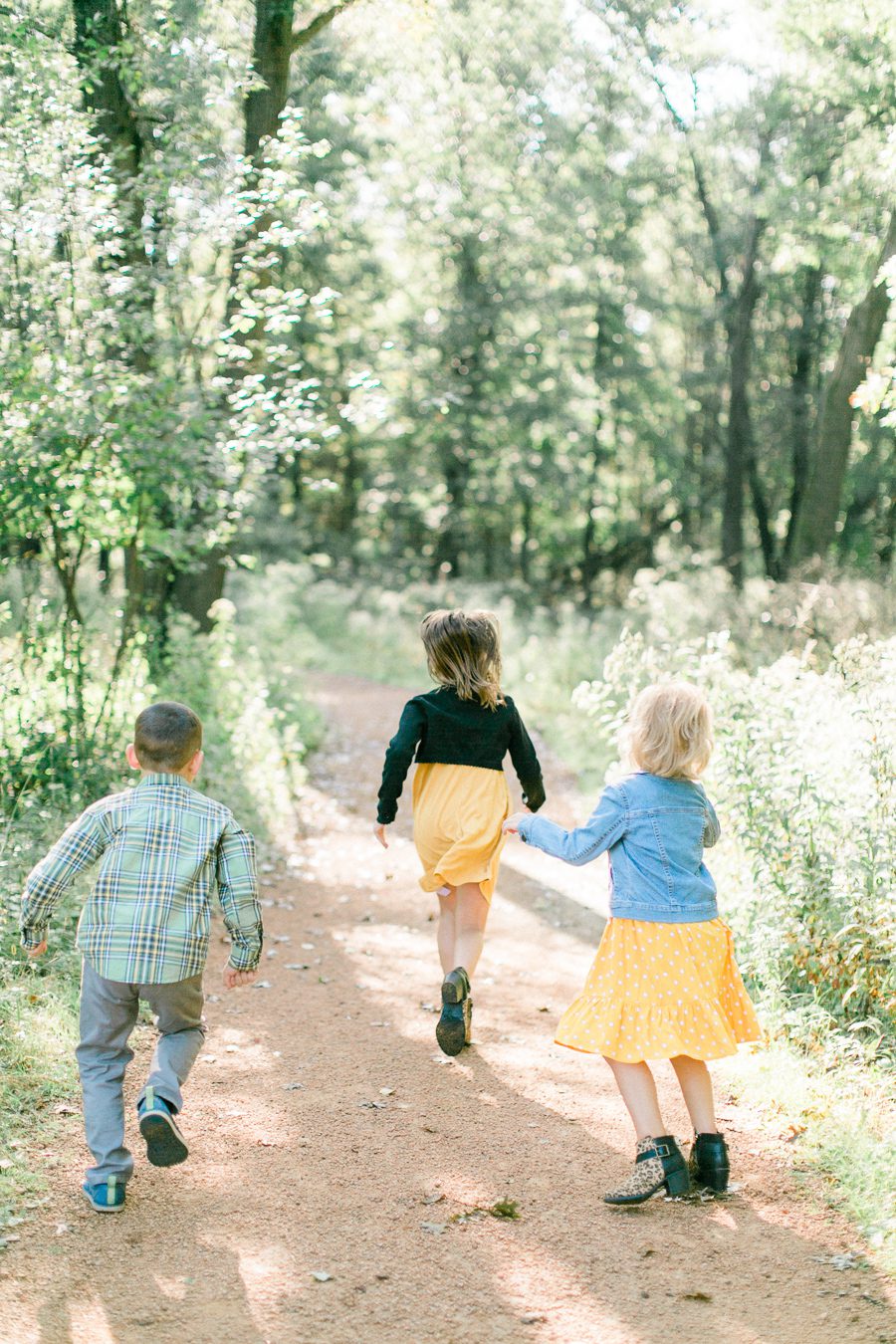 Stevens point family photographers, stevens point family photos, modern family photographers, modern family photos, authentic family photos, fun family photos, light and airy photographers, light and airy family photographers, lake geneva wedding photographers, door county wedding photographers