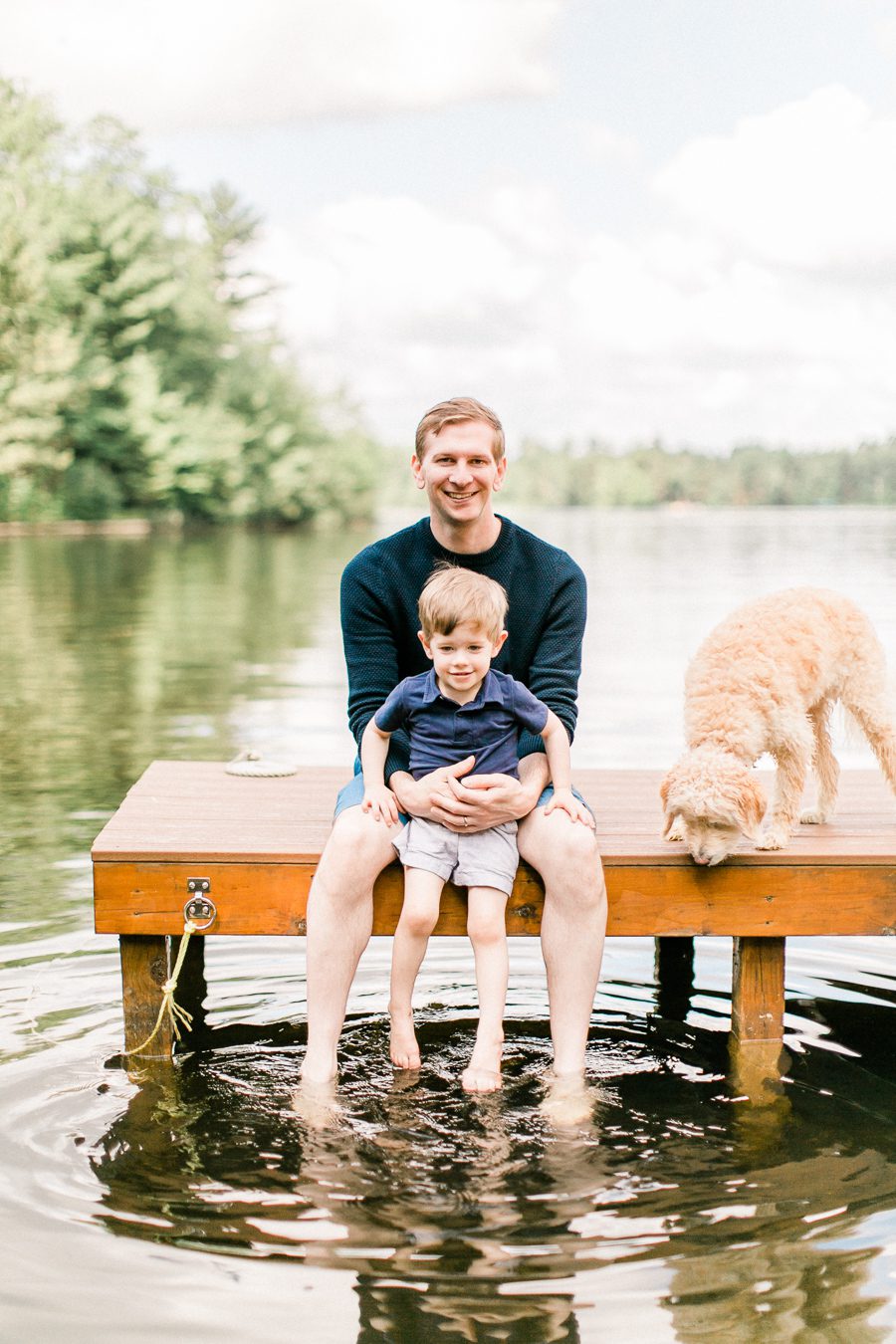 waupaca lake family photographers, waupaca family photos, lakeside family photography, lake family photos, carly mccray photography, stevens point family photographers