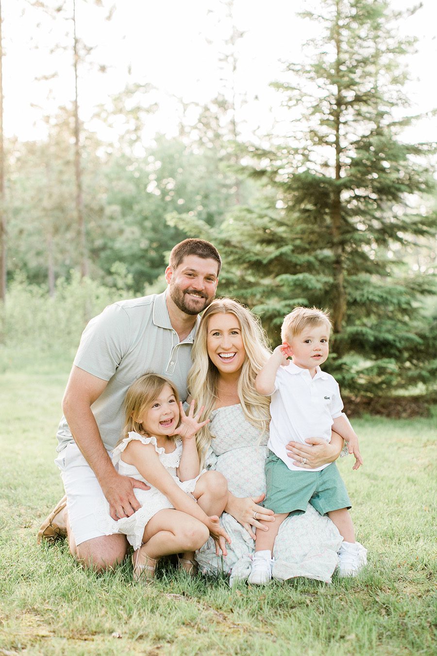 Waupaca family photographers Stevens Point lifestyle photography Carly McCray Lake Geneva wedding photographer