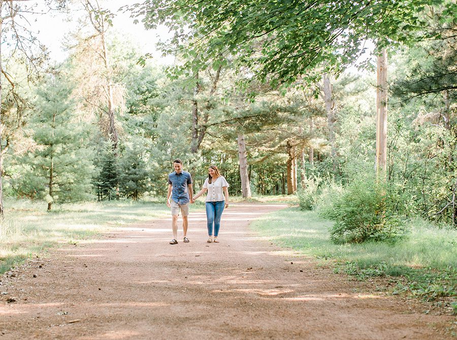 waupaca wedding photographer, waupaca engagement photos, carly mccray photography, lake geneva wedding photographers