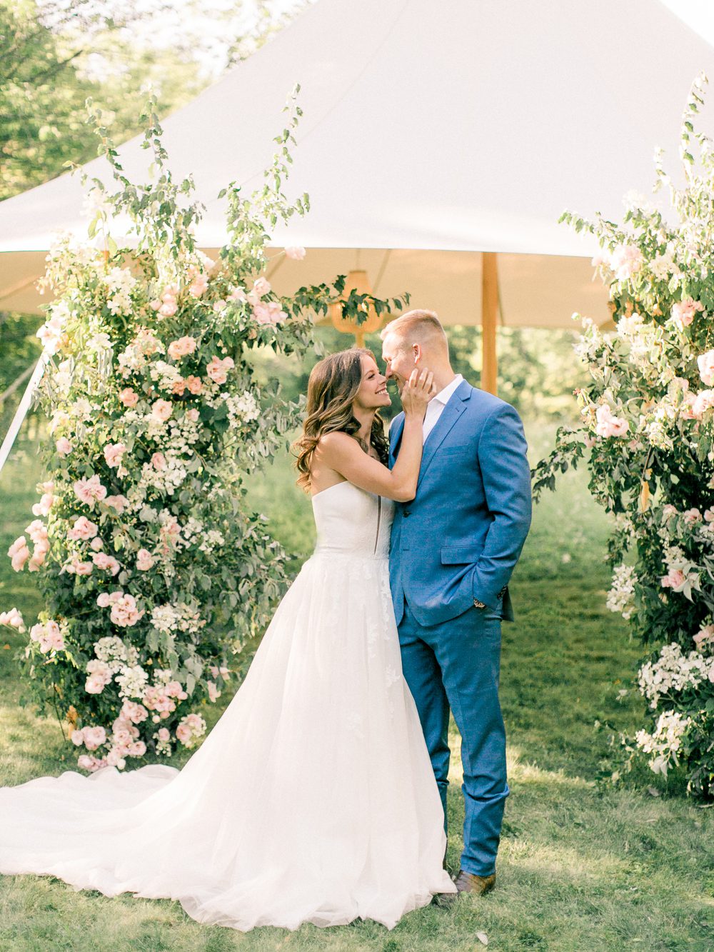 Best Lake Geneva Wedding Photographers Lake geneva wedding Carly McCray Photography Northern Haus wedding