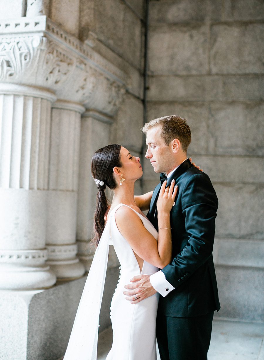 Milwaukee Grain Exchange Wedding Photographer Carly McCray