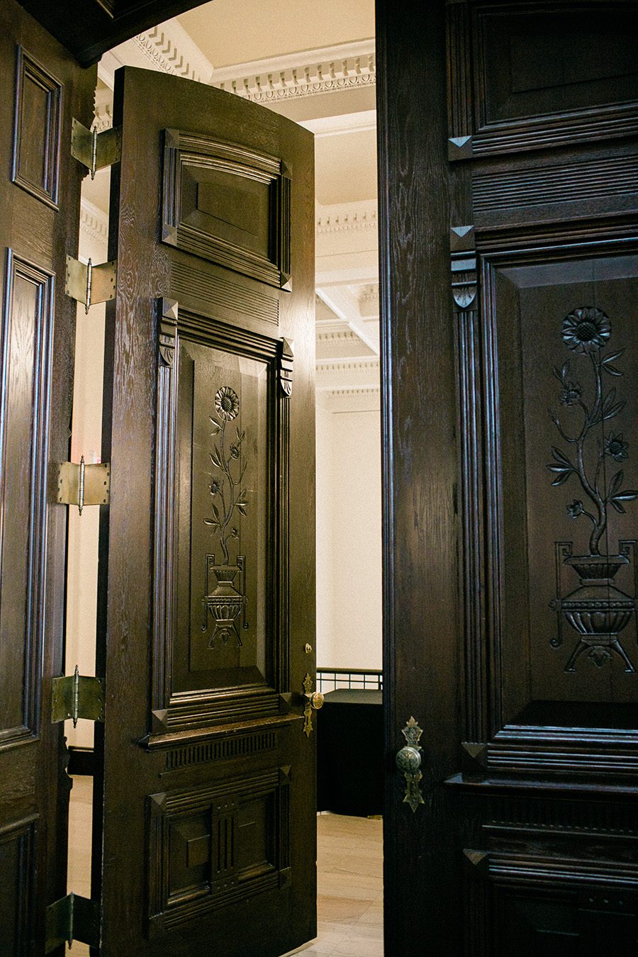 Milwaukee Grain Exchange Wedding Photographer Carly McCray